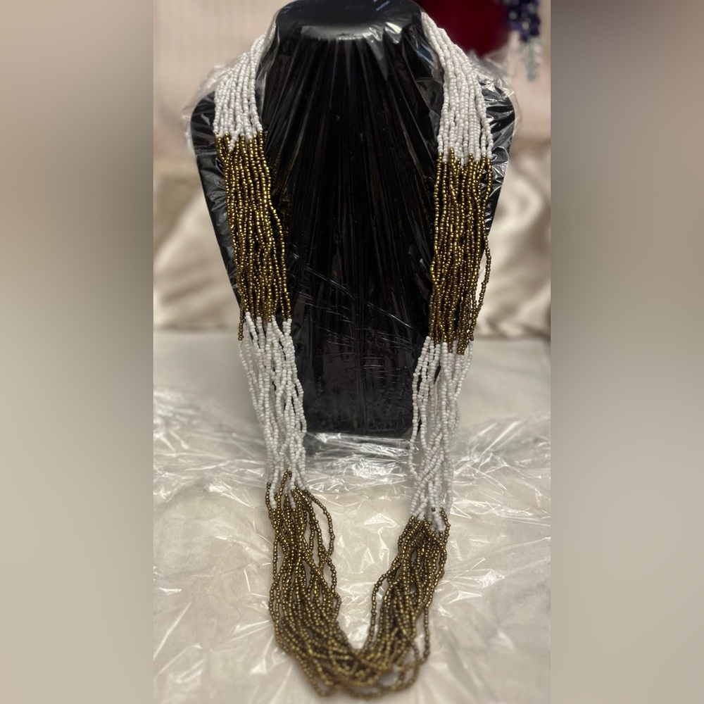Long Seedbeads Necklace